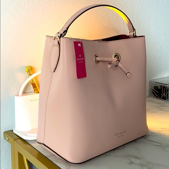 COPY - Kate Spade Large Bucket Bag - Picture 2 of 8